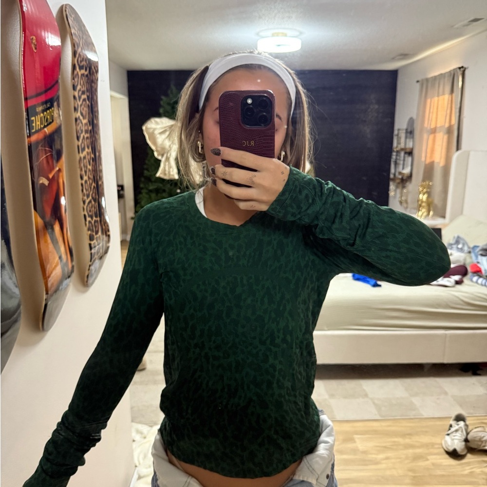 Lululemon swiftly tech